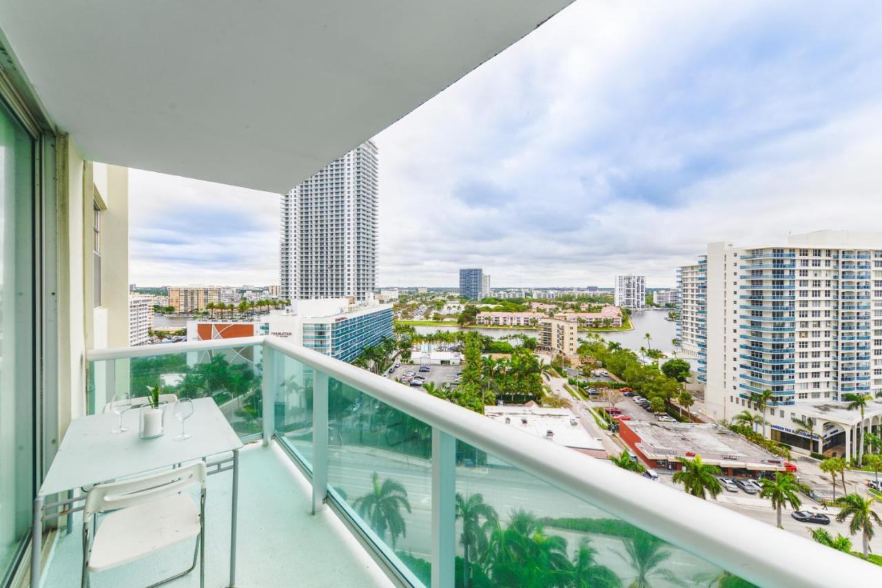 The Tides Hollywood - Amazing Beachside Condo Buitenkant foto