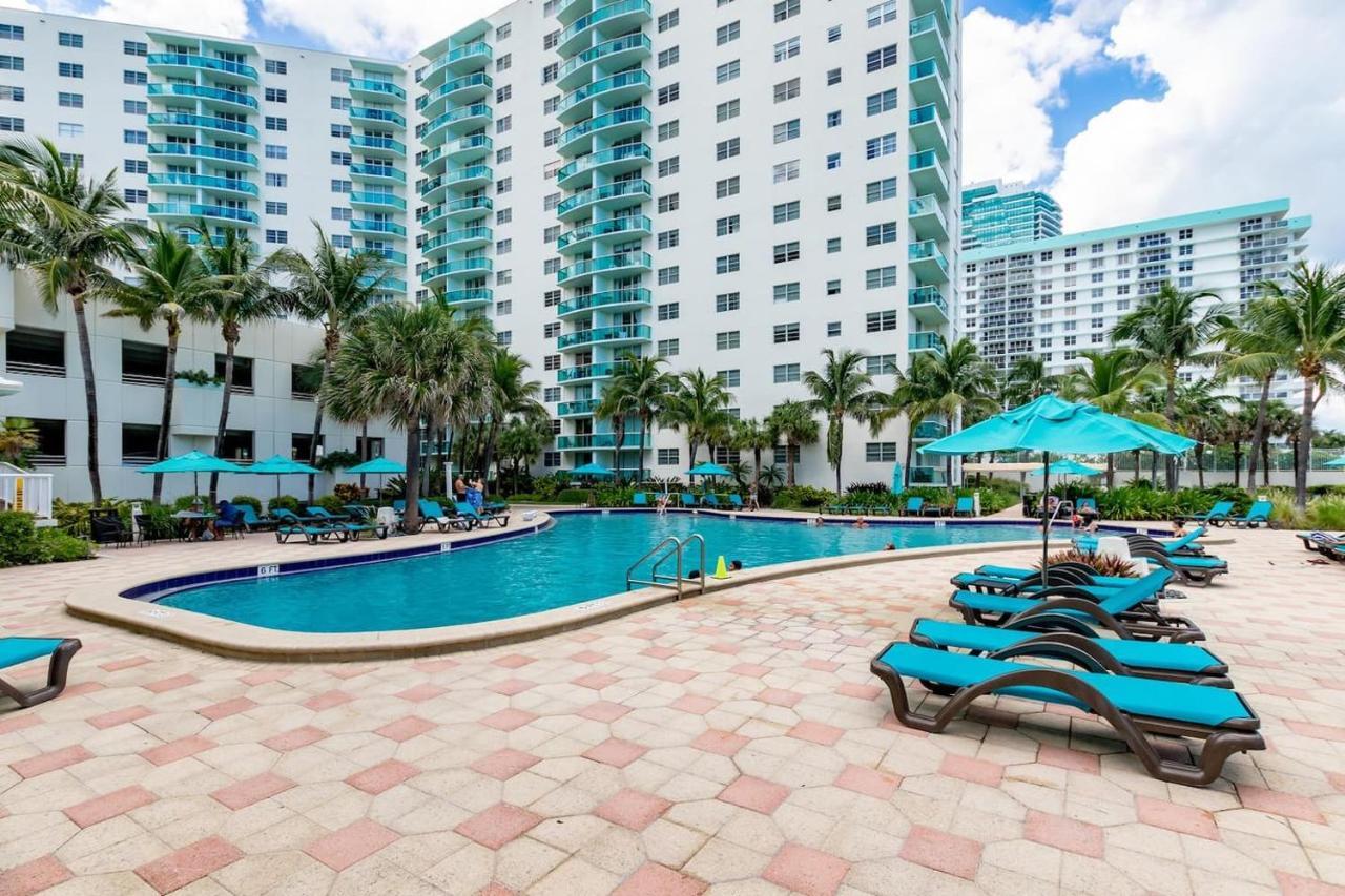 The Tides Hollywood - Amazing Beachside Condo Buitenkant foto
